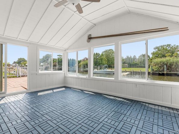 94 Alhambra Road, Massapequa NY 11758