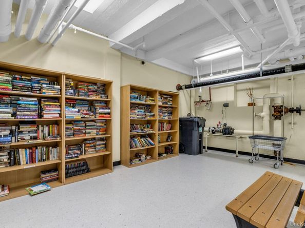 3901 Independence Avenue 4R, Bronx NY 10463