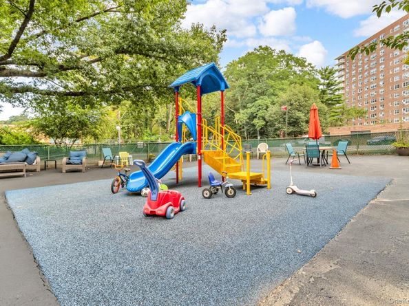 3901 Independence Avenue 4R, Bronx NY 10463