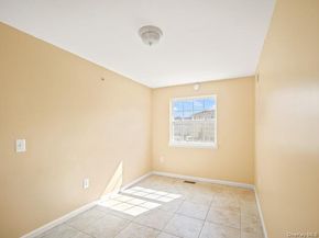 109 Heron Ln Lane 447, Bronx NY 10473