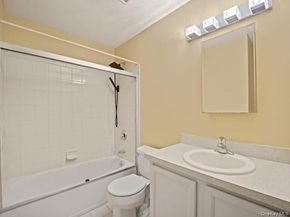 109 Heron Ln Lane 447, Bronx NY 10473