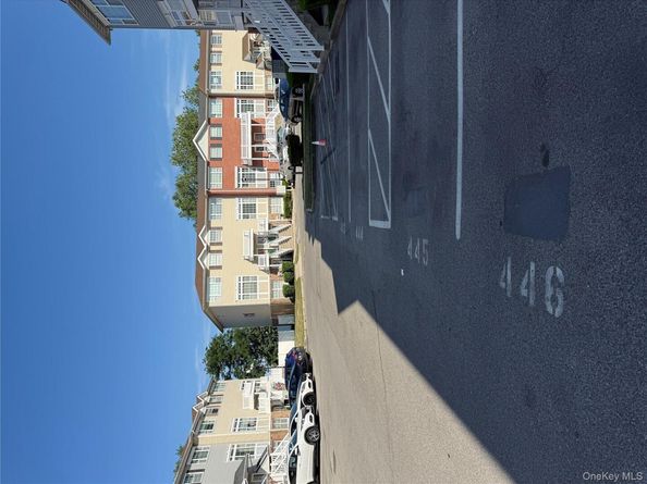 109 Heron Ln Lane 447, Bronx NY 10473