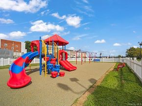 109 Heron Ln Lane 447, Bronx NY 10473