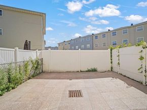109 Heron Ln Lane 447, Bronx NY 10473