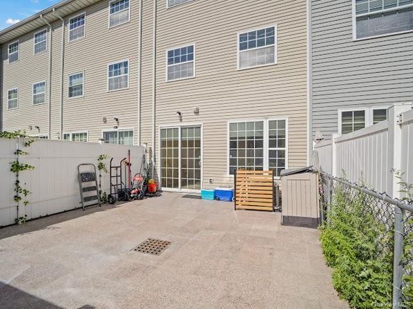 109 Heron Ln Lane 447, Bronx NY 10473