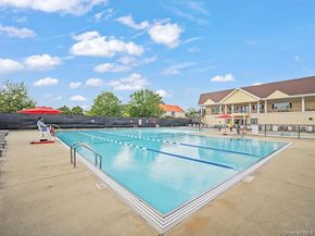 109 Heron Ln Lane 447, Bronx NY 10473