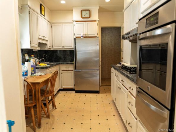 433 S 3rd Avenue, Mount Vernon NY 10550