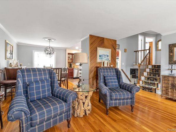 2511 Legion Street, Bellmore NY 11710