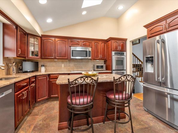 2511 Legion Street, Bellmore NY 11710