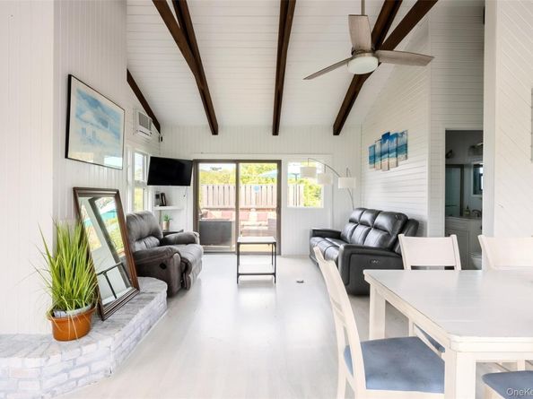 26 Duneway Avenue, Seaview NY 11770
