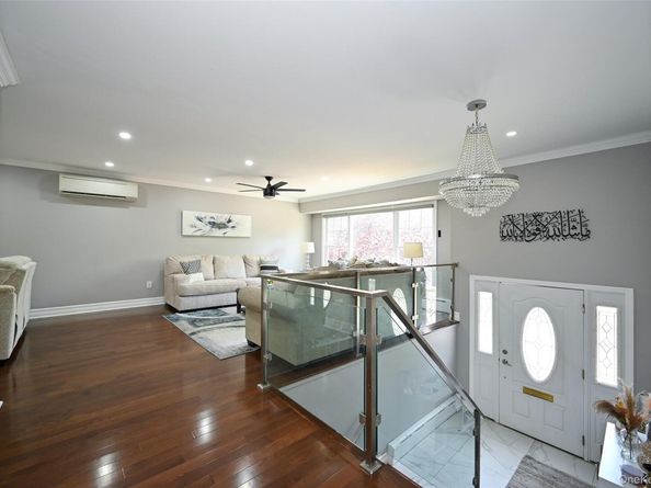 1061 Fordham Lane, Woodmere NY 11598