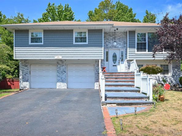 1061 Fordham Lane, Woodmere NY 11598