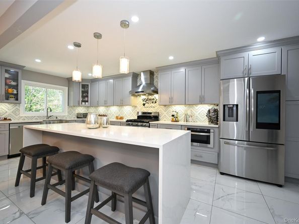 1061 Fordham Lane, Woodmere NY 11598