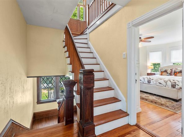 38 Cedar Street, Stony Brook NY 11790