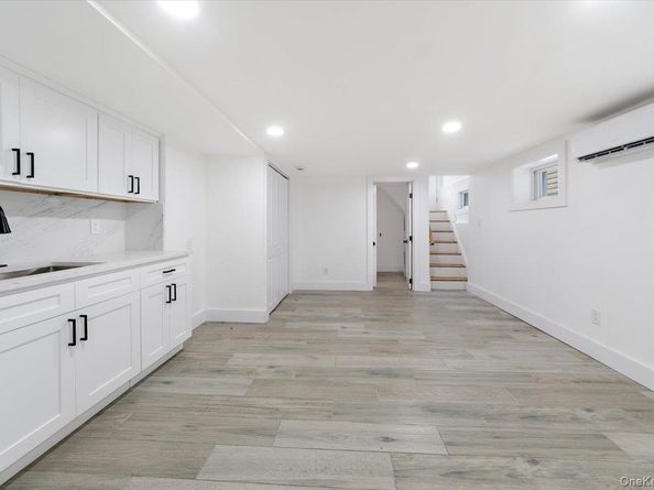 10417 Rosita Road, Ozone Park NY 11417
