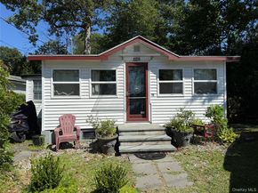 13 Memorial Drive 13, North Salem NY 10560