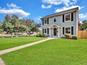695 Montauk Highway, Oakdale NY 11769