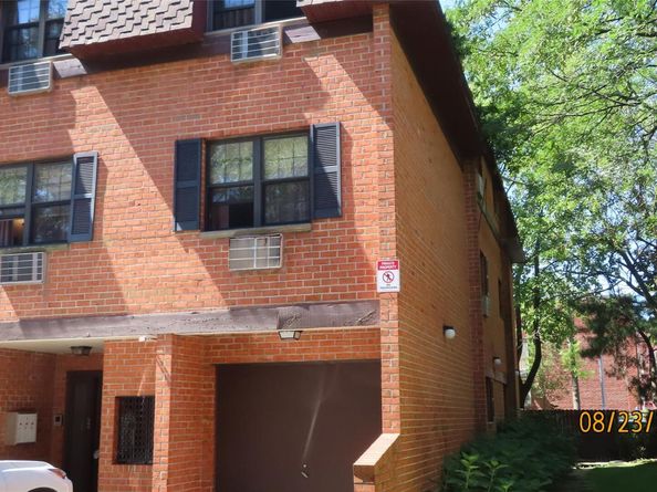 219-27 67 Avenue B, Bayside NY 11364