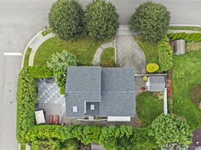52 Pickwick Drive N, Syosset NY 11791