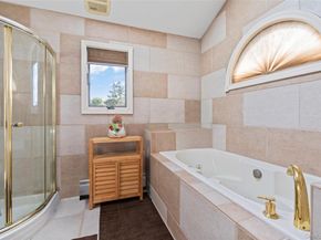 52 Pickwick Drive N, Syosset NY 11791