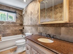 52 Pickwick Drive N, Syosset NY 11791