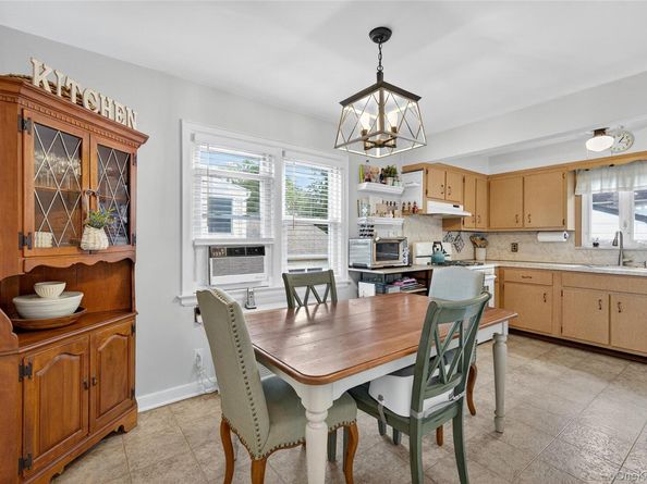 13 Prospect Street, Glen Head NY 11545