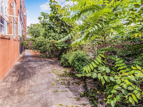 529 E 49th Street, Brooklyn NY 11203