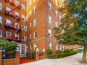 63-109 Saunders Street 3A, Rego Park NY 11374