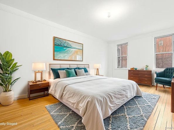 63-109 Saunders Street 3A, Rego Park NY 11374