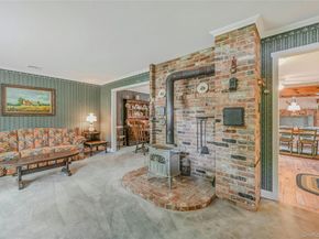 3 Peter Court, Manorville NY 11949