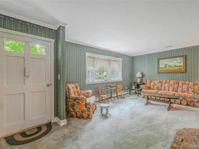 3 Peter Court, Manorville NY 11949