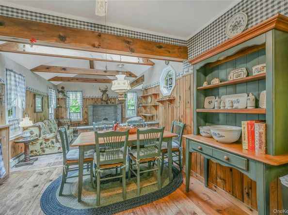 3 Peter Court, Manorville NY 11949