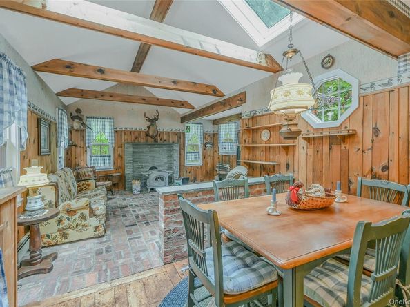 3 Peter Court, Manorville NY 11949