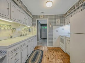 3 Peter Court, Manorville NY 11949