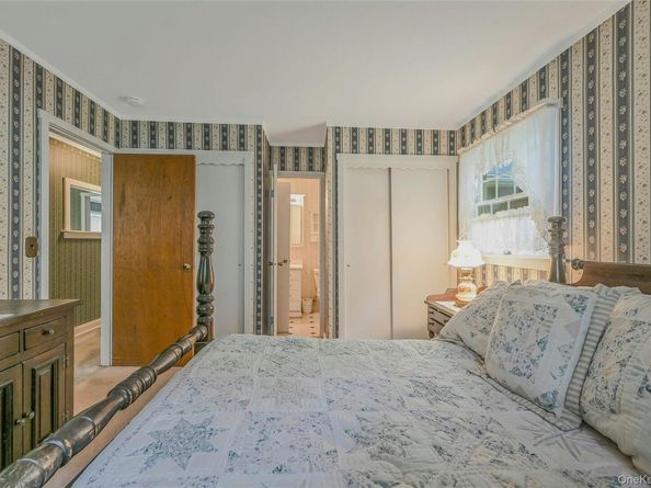3 Peter Court, Manorville NY 11949