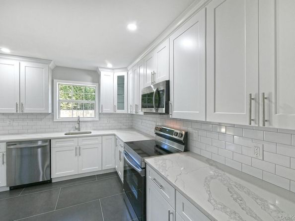 61 Spar Drive, Mastic Beach NY 11951