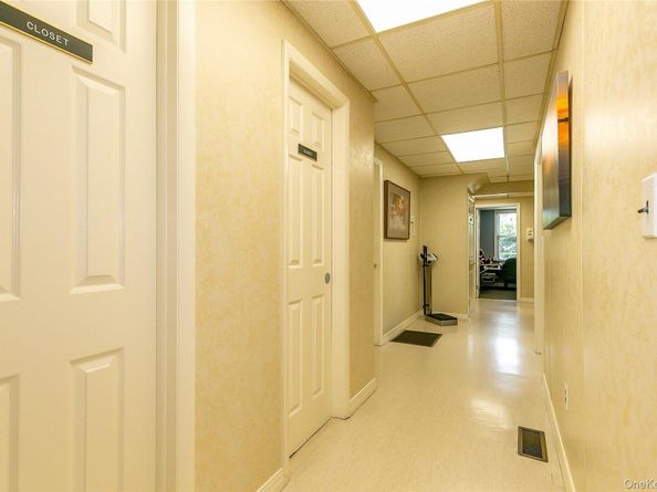 188 W Main Street, Oyster Bay NY 11771