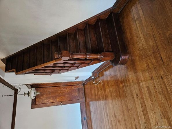 81-28 77 Avenue, Glendale NY 11385