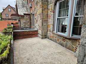 81-28 77 Avenue, Glendale NY 11385