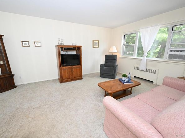 360 N State 2 I, Briarcliff Manor NY 10510