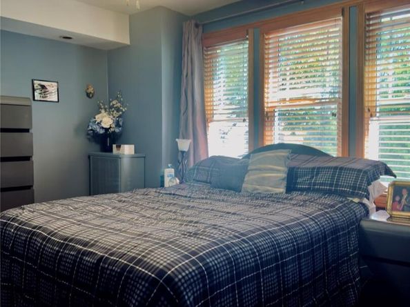 7842 64th Lane, Glendale NY 11385