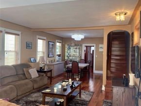 7842 64th Lane, Glendale NY 11385