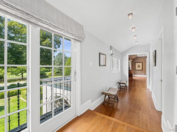 73 Park Drive S, Rye NY 10580