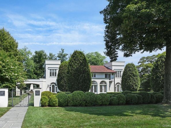 73 Park Drive S, Rye NY 10580
