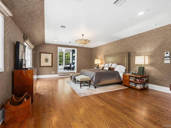 73 Park Drive S, Rye NY 10580