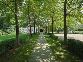 73 Park Drive S, Rye NY 10580