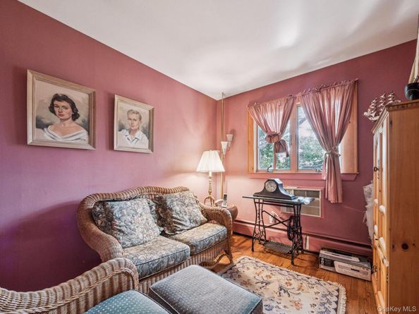 563 Hook Street, North Woodmere NY 11581