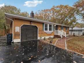 186 Jamaica Avenue, Medford NY 11763