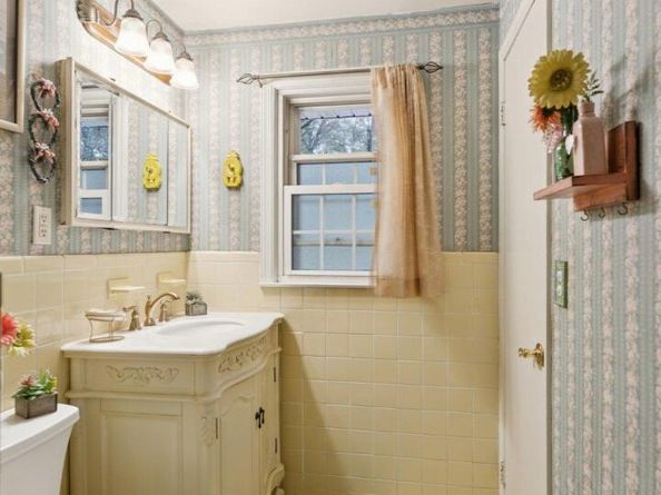 186 Jamaica Avenue, Medford NY 11763