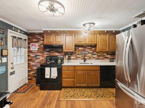 186 Jamaica Avenue, Medford NY 11763